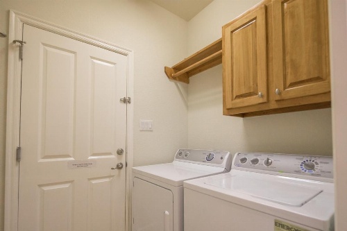 Lakeside Haven Townhouse image 26