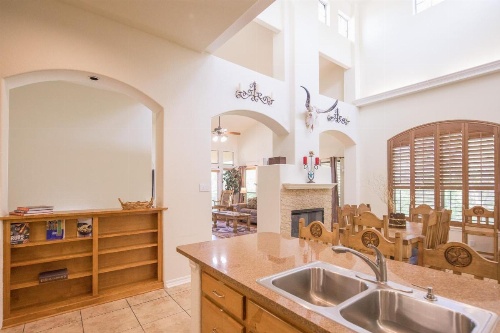 Lakeside Haven Townhouse image 38